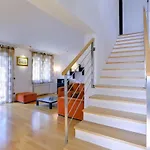 Villa Magnifica